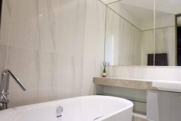 For SALE : Kraam Sukhumvit 26 / 1 Bedroom / 1 Bathrooms / 61 sqm / 16500000 THB [9686591]