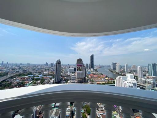 For SALE : State Tower / 3 Bedroom / 3 Bathrooms / 174 sqm / 16500000 THB [S11011]