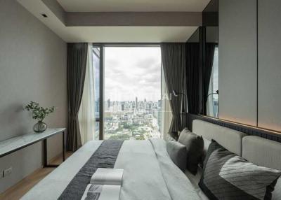 For SALE : 28 Chidlom / 1 Bedroom / 1 Bathrooms / 44 sqm / 16990000 THB [S10978]