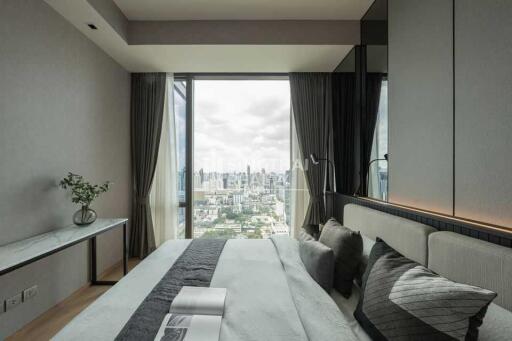 For SALE : 28 Chidlom / 1 Bedroom / 1 Bathrooms / 44 sqm / 16990000 THB [S10978]