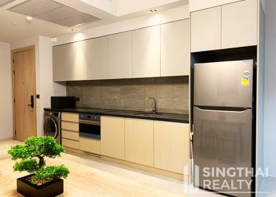 For SALE : The Lofts Asoke / 2 Bedroom / 2 Bathrooms / 89 sqm / 17000000 THB [7669419]