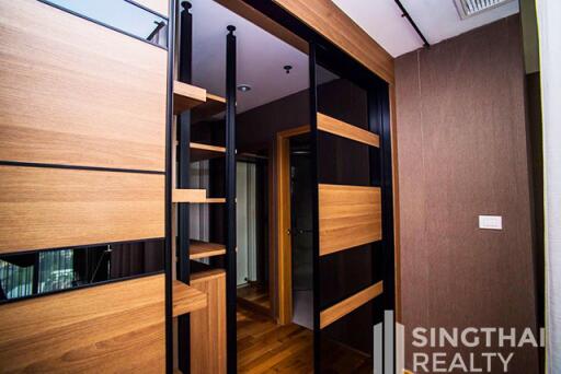 For SALE : The Emporio Place / 1 Bedroom / 1 Bathrooms / 76 sqm / 17000000 THB [7936536]