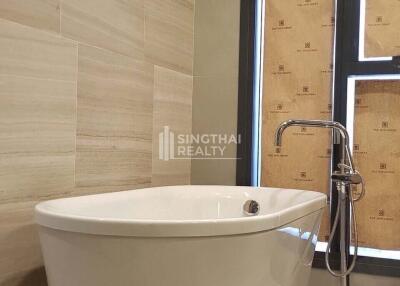 For SALE : The Diplomat Sathorn / 2 Bedroom / 2 Bathrooms / 88 sqm / 17500000 THB [10354728]
