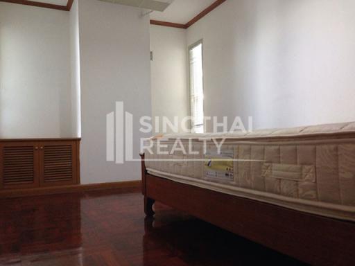 For SALE : Asoke Tower / 2 Bedroom / 2 Bathrooms / 151 sqm / 18000000 THB [2502992]