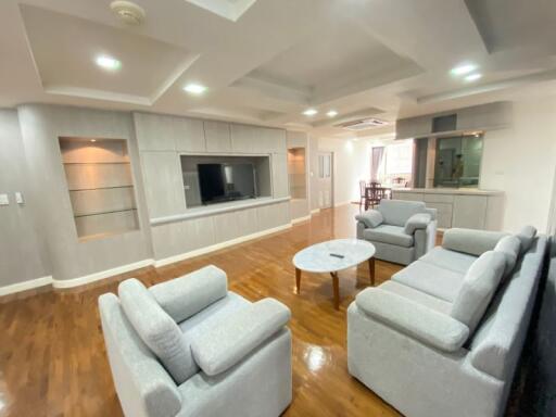 For SALE : President Park Sukhumvit 24 / 3 Bedroom / 3 Bathrooms / 223 sqm / 16500000 THB [9793710]