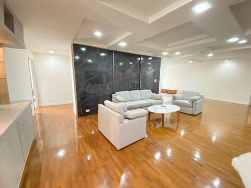 For SALE : President Park Sukhumvit 24 / 3 Bedroom / 3 Bathrooms / 223 sqm / 16500000 THB [9793710]