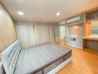 For SALE : President Park Sukhumvit 24 / 3 Bedroom / 3 Bathrooms / 223 sqm / 16500000 THB [9793710]