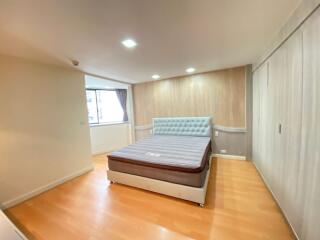 For SALE : President Park Sukhumvit 24 / 3 Bedroom / 3 Bathrooms / 223 sqm / 16500000 THB [9793710]