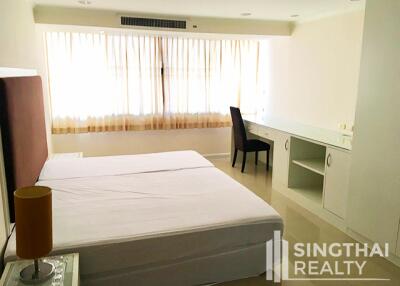 For SALE : Empire House / 3 Bedroom / 3 Bathrooms / 197 sqm / 18000000 THB [S10741]