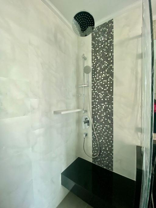 For SALE : Supalai Oriental Sukhumvit 39 / 3 Bedroom / 2 Bathrooms / 99 sqm / 18000000 THB [S11076]