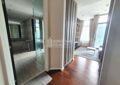 For SALE : The Diplomat 39 / 1 Bedroom / 1 Bathrooms / 60 sqm / 18800000 THB [S10745]