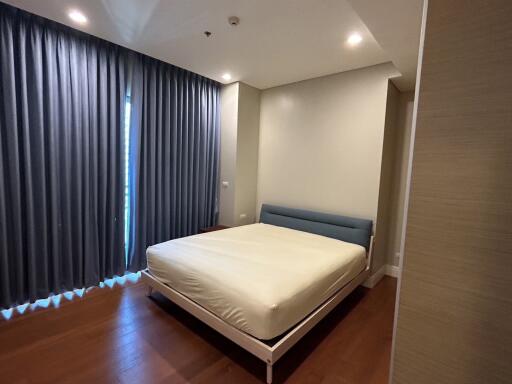 For SALE : Bright Sukhumvit 24 / 2 Bedroom / 2 Bathrooms / 88 sqm / 19000000 THB [8825507]