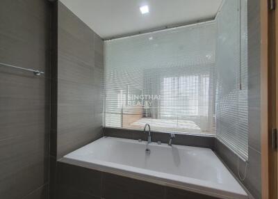 For SALE : Siri at Sukhumvit / 2 Bedroom / 2 Bathrooms / 68 sqm / 19000000 THB [10382247]