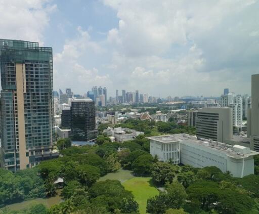 For SALE : Sindhorn Residence / 1 Bedroom / 1 Bathrooms / 76 sqm / 19000000 THB [S11187]