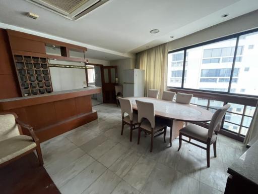 For SALE : President Park Sukhumvit 24 / 3 Bedroom / 3 Bathrooms / 260 sqm / 20900000 THB [10649398]