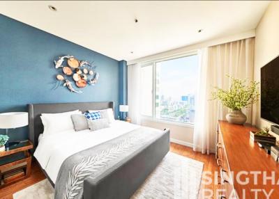 For SALE : The Empire Place / 2 Bedroom / 2 Bathrooms / 76 sqm / 19500000 THB [8321922]