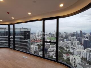 For SALE : Ashton Chula-Silom / 2 Bedroom / 2 Bathrooms / 62 sqm / 18000000 THB [9809363]