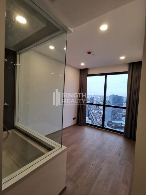 For SALE : Ashton Chula-Silom / 2 Bedroom / 2 Bathrooms / 62 sqm / 18000000 THB [9809363]