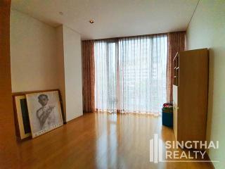 For SALE : Saladaeng Residences / 2 Bedroom / 2 Bathrooms / 94 sqm / 19800000 THB [8155445]