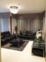 For SALE : The Emporio Place / 2 Bedroom / 2 Bathrooms / 106 sqm / 19800000 THB [8918405]