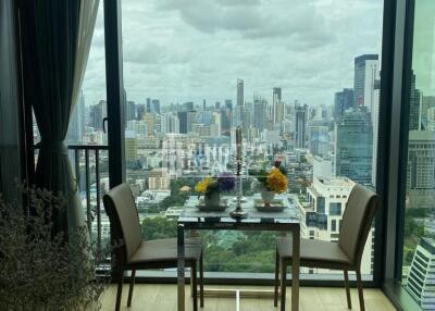 For SALE : 28 Chidlom / 1 Bedroom / 1 Bathrooms / 45 sqm / 19900000 THB [9091769]