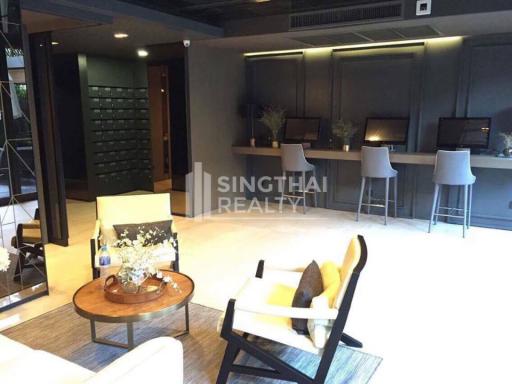 For SALE : Klass Condo Langsuan / 2 Bedroom / 2 Bathrooms / 72 sqm / 19970000 THB [4054988]