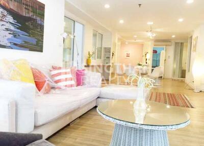 For SALE : Fifty Fifth Tower / 3 Bedroom / 3 Bathrooms / 196 sqm / 21000000 THB [3255134]