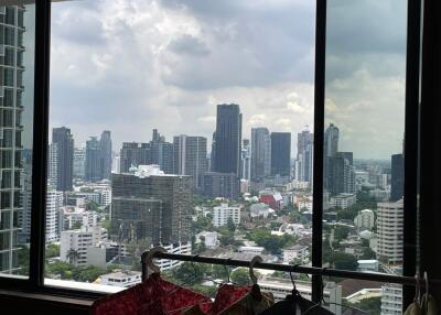 For SALE : President Park Sukhumvit 24 / 3 Bedroom / 3 Bathrooms / 260 sqm / 21000000 THB [9861829]