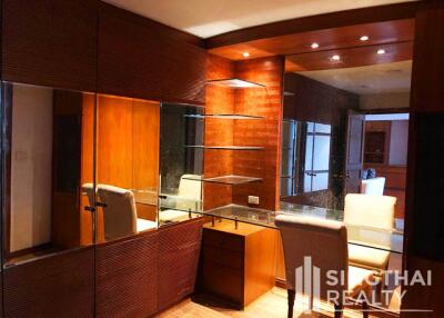 For SALE : President Park Sukhumvit 24 / 3 Bedroom / 3 Bathrooms / 262 sqm / 21200000 THB [7355534]