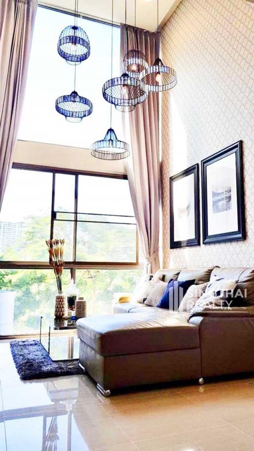 For SALE : Downtown Forty Nine / 2 Bedroom / 2 Bathrooms / 119 sqm / 21500000 THB [6518761]