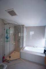 For SALE : Fullerton Sukhumvit / 3 Bedroom / 3 Bathrooms / 152 sqm / 24000000 THB [9077907]