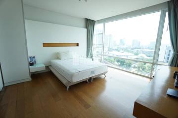 For SALE : Fullerton Sukhumvit / 3 Bedroom / 3 Bathrooms / 152 sqm / 24000000 THB [9077907]