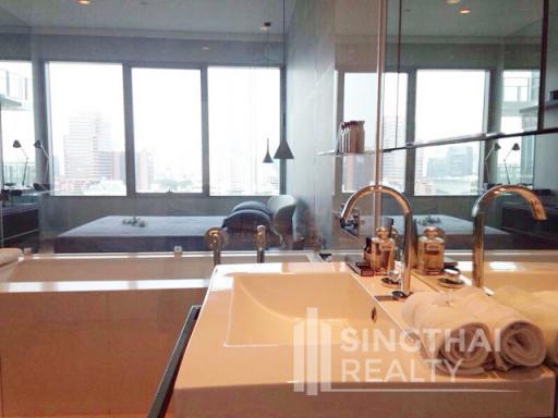 For SALE : 185 Rajadamri / 1 Bedroom / 1 Bathrooms / 71 sqm / 24800000 THB [6034605]