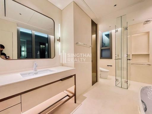 For SALE : Baan Sindhorn / 2 Bedroom / 3 Bathrooms / 127 sqm / 25200000 THB [9985295]