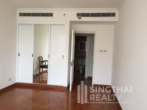 For SALE : All Season Mansion / 2 Bedroom / 2 Bathrooms / 136 sqm / 25500000 THB [S10312]