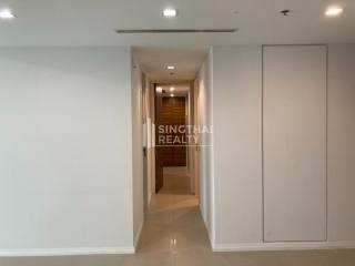 For SALE : The River / 2 Bedroom / 3 Bathrooms / 131 sqm / 26000000 THB [S10224]