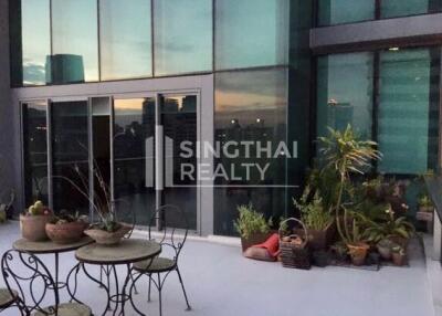 For SALE : The Room Sukhumvit 21 / 2 Bedroom / 2 Bathrooms / 143 sqm / 26750000 THB [9267734]