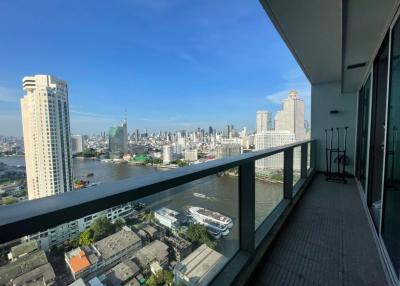 For SALE : The River / 2 Bedroom / 2 Bathrooms / 135 sqm / 28000000 THB [S10003]