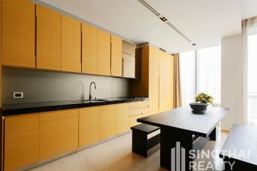 For SALE : Saladaeng Residences / 2 Bedroom / 2 Bathrooms / 102 sqm / 29000000 THB [3987590]