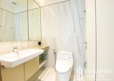 For SALE : Kraam Sukhumvit 26 / 2 Bedroom / 2 Bathrooms / 107 sqm / 29500000 THB [8206350]
