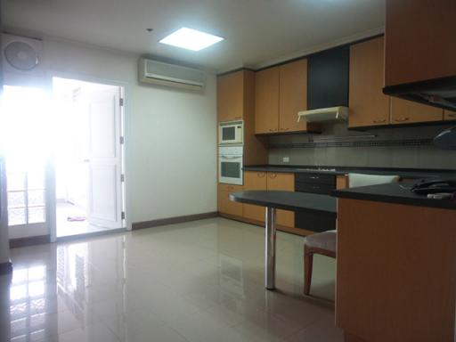 For SALE : Kallista Mansion / 3 Bedroom / 3 Bathrooms / 315 sqm / 30000000 THB [2236478]