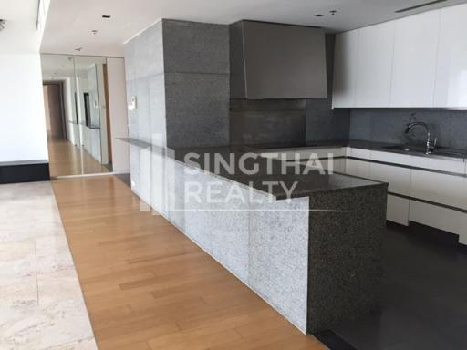 For SALE : The Met / 3 Bedroom / 4 Bathrooms / 194 sqm / 30000000 THB [2160497]