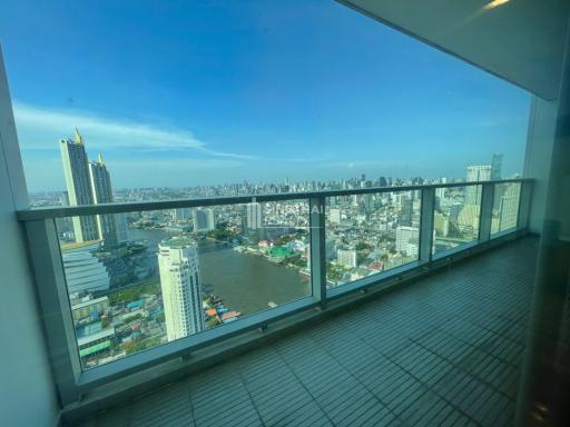 For SALE : The River / 2 Bedroom / 2 Bathrooms / 135 sqm / 31500000 THB [S10004]