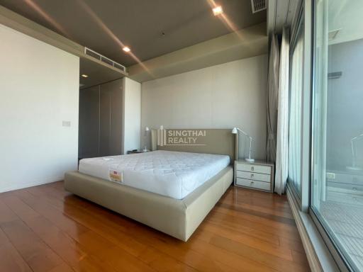 For SALE : The River / 2 Bedroom / 2 Bathrooms / 135 sqm / 31500000 THB [S10004]