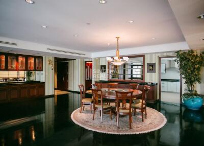 For SALE : Wilshire / 3 Bedroom / 3 Bathrooms / 253 sqm / 32500000 THB [S10231]
