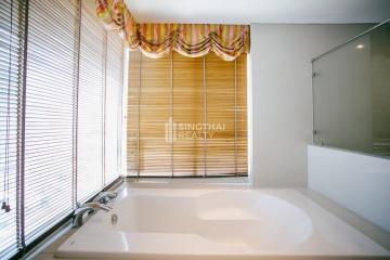 For SALE : Wilshire / 3 Bedroom / 3 Bathrooms / 253 sqm / 32500000 THB [S10231]