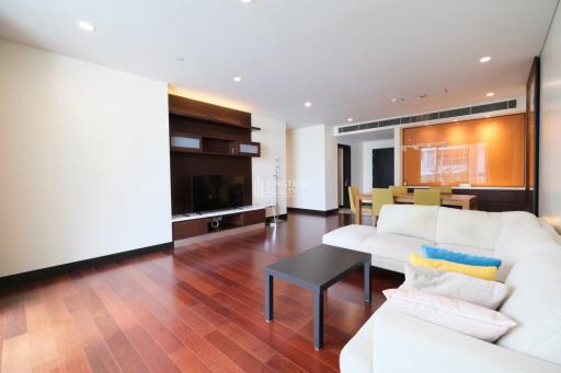 For SALE : The Park Chidlom / 2 Bedroom / 2 Bathrooms / 145 sqm / 34000000 THB [S10184]