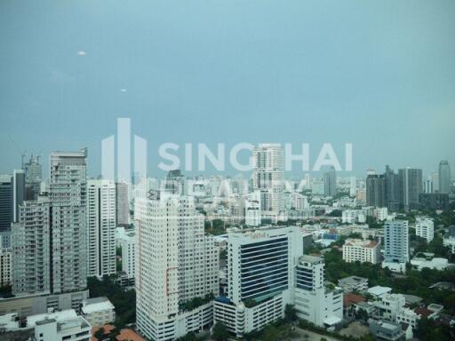 For SALE : Bright Sukhumvit 24 / 3 Bedroom / 3 Bathrooms / 181 sqm / 34800000 THB [3978872]