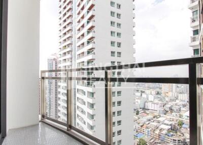 For SALE : Bright Sukhumvit 24 / 3 Bedroom / 3 Bathrooms / 190 sqm / 34880000 THB [3479873]