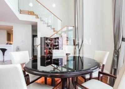 For SALE : Bright Sukhumvit 24 / 3 Bedroom / 3 Bathrooms / 190 sqm / 34880000 THB [4634303]